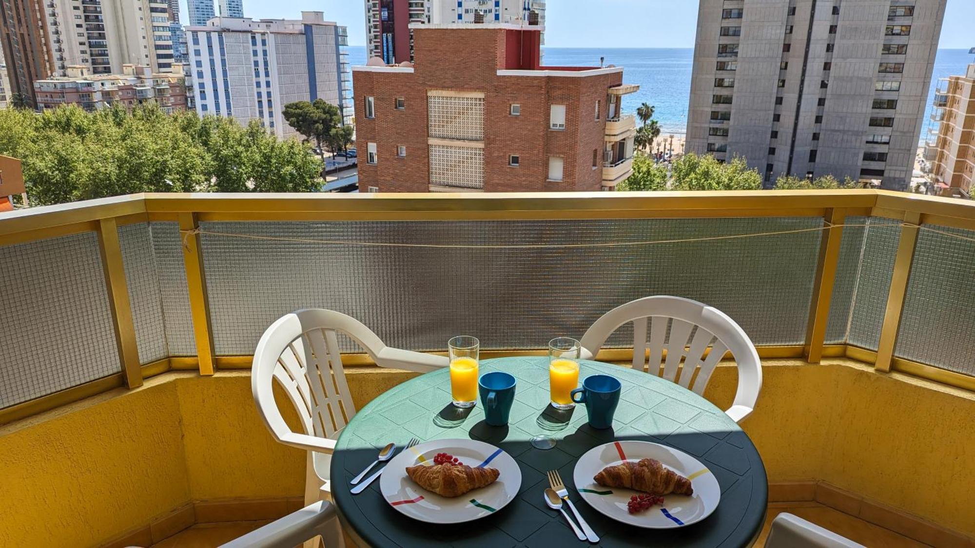 Gerona Sweet Apartments Benidorm Esterno foto